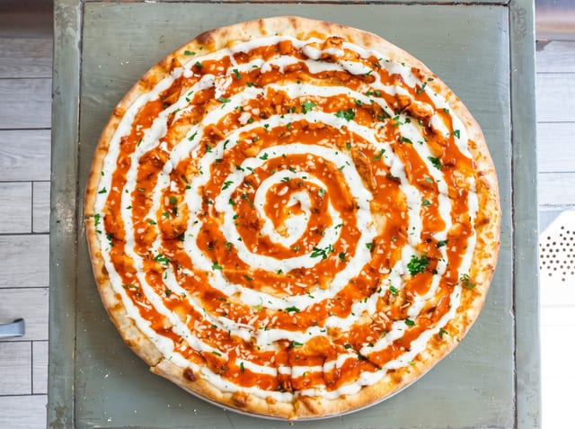 12" Hot Chick Pizza.